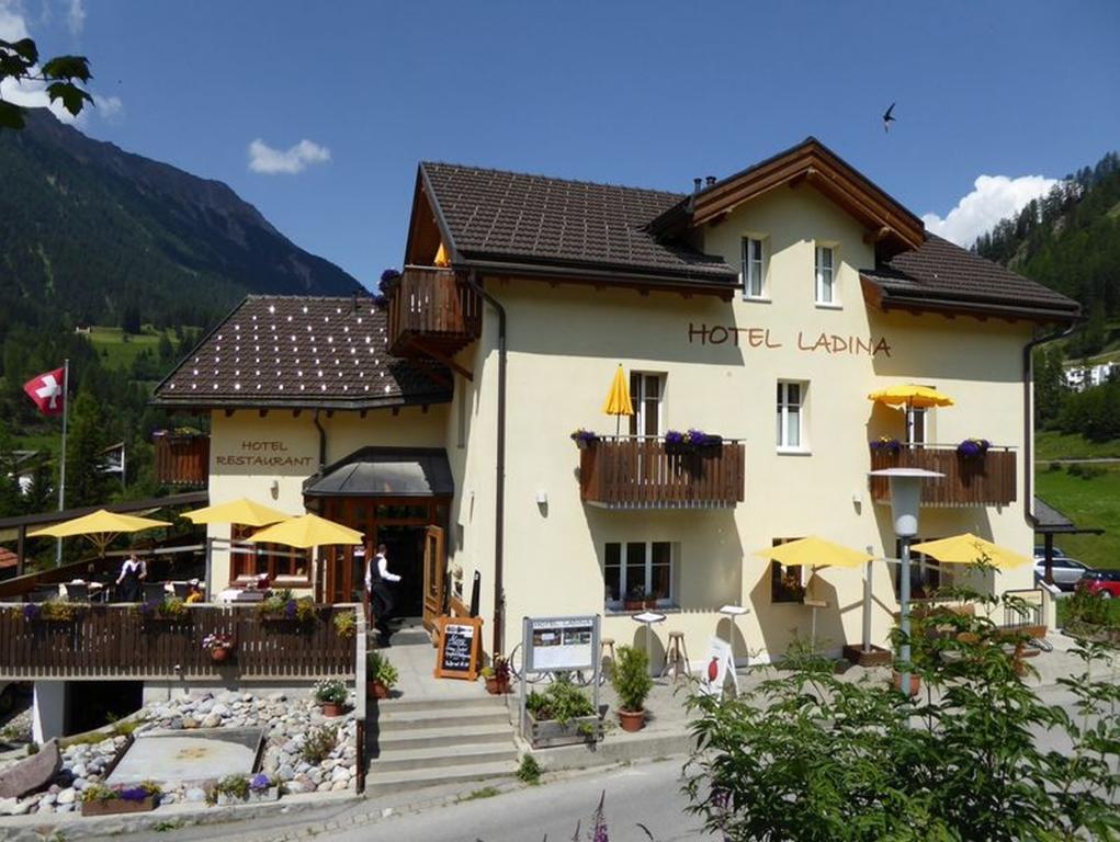 Hotel Ladina Bergün Exterior foto